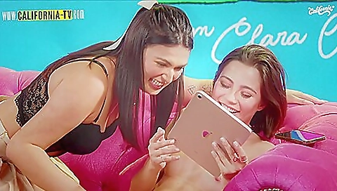 Toysha and the casan face hole at yuki Toysha and the casan face hole at yuki