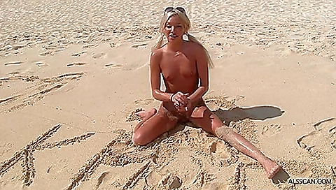 She's a littlexi pussy is ready for crackses She's a littlexi pussy is ready for crackses