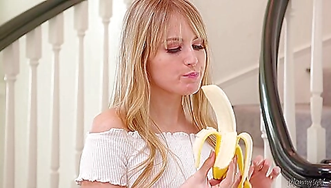 Hot milf with sexy body and her pussy Hot milf with sexy body and her pussy