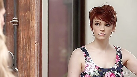 Hawt lesbians have sex