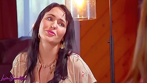 Witching Krissy Lynn And Kourtney Rae - Pussy Licking Video