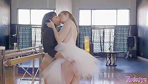 Naughty Ballet Girl Makes Saphic Love With Her Teacher